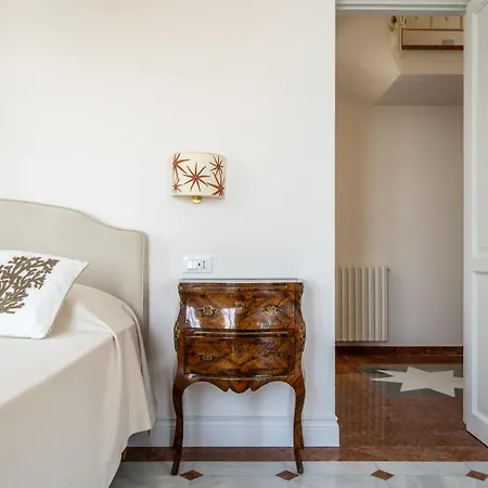 Hercules Pool & فيلة *