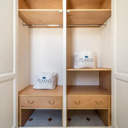 Hercules Pool & * باليرمو