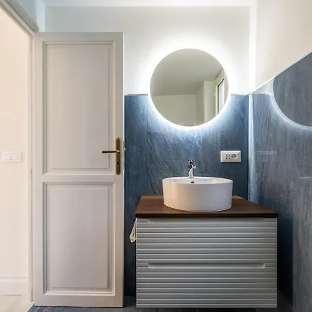 فيلة Hercules Pool & باليرمو