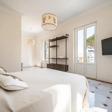 Hercules Pool & * باليرمو