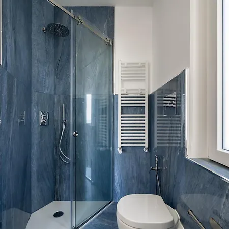 Hercules Pool & * باليرمو